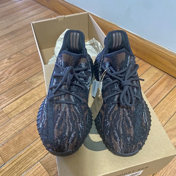Yeezy Shoes - Brand New Yeezy Boost 350 V2 'MX
Rock'